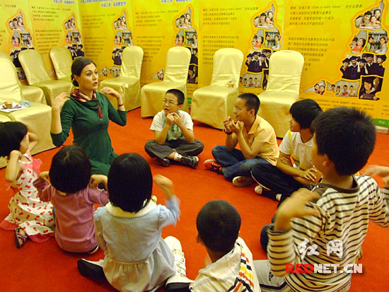 想到英国去留学吗?2009英国教育节长沙启动