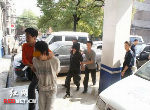 为朋友报仇雪恨杀人 五少年平均年龄不足16岁