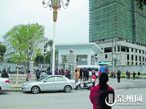 福建职校校长强奸嫖宿多名幼女被判死缓(图)