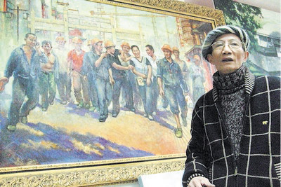 花甲老人百幅油画讲述星城百年故事