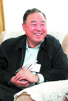 全国人大代表赵湘平建议加快工资立法