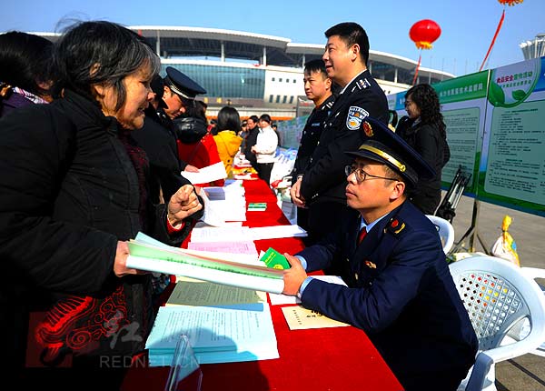 【3.15系列报道十三】食品安全月启动 长沙销
