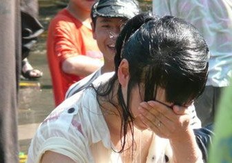 西南大旱,泼水节还要过吗?_湖南频道_红网