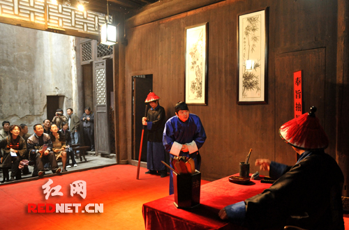 抄税报税清卡流程_男生圆脸适合什么发型_演出收入交什么税