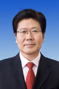 张春贤任新疆自治区党委书记