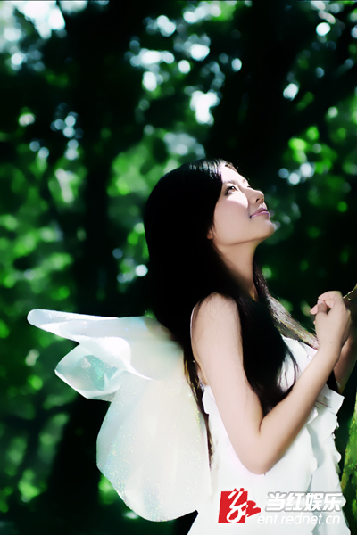 试听:刘惜君《我很快乐》