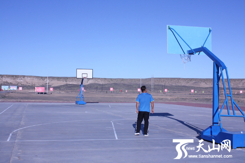 探访世界最大的整装煤田--新疆准东煤田