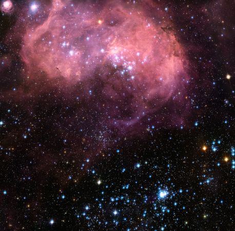 最大的恒星是什么颜色 134328632.jpg