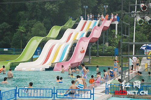 长沙世界之窗水世界又登场 躲开高温玩水去