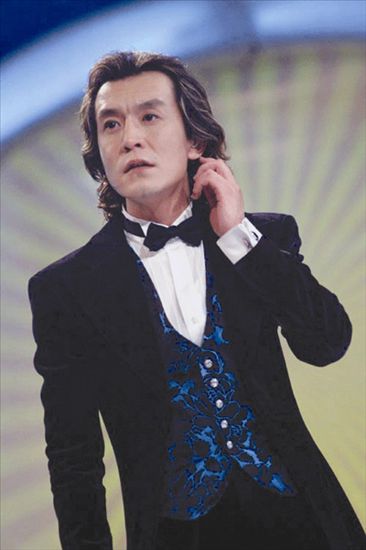 李咏被代言遭网友曝光 将以法律手段维权