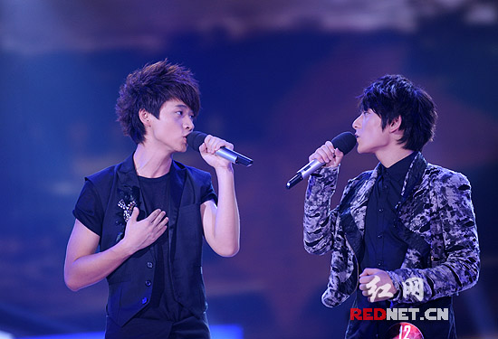 陈翔不敌武艺出局+评委齐轰快男太荒谬