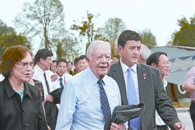 (9月7日,美国前总统卡特前来芷江侗族自治县,参加第四届中国芷江