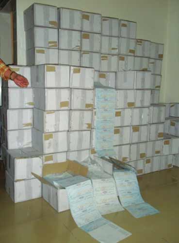 四川破获建国后最大伪造电子机票行程单案(图