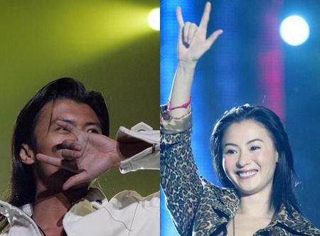 lucas最新照片曝光+高举\我爱你\手势(图)