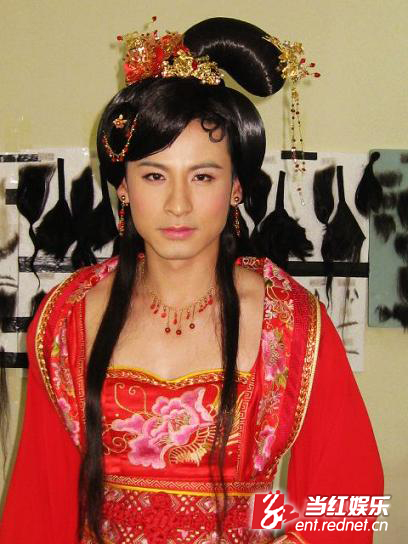  钱泳辰 阿娇大反串+男儿身变相古典美女(图)