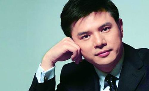 解构央视主持人工资秘密 赵普晒工资晒出麻烦