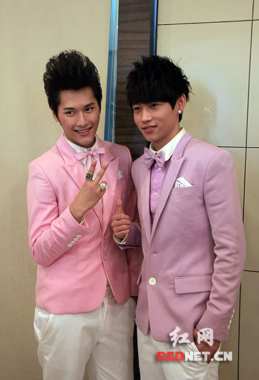 湖南卫视新节目为俞灏明保留主持席 李湘未接