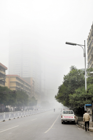 昨晨雁城轻披雾纱 明天天气将大幅改善