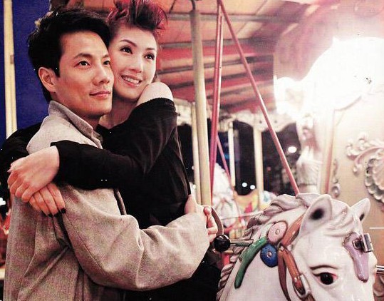 杨千嬅婚宴布置被曝光 老板林建岳坐主家席(图