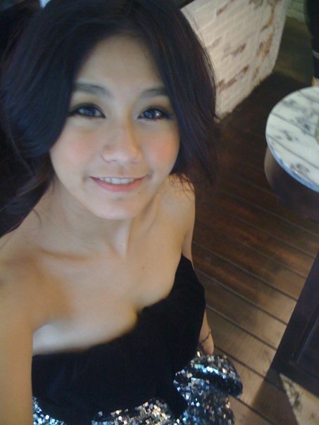 [<em>视频</em>]台湾<em>美眉</em>小蛮<em>性感</em> 秀野蛮身材_红网视听