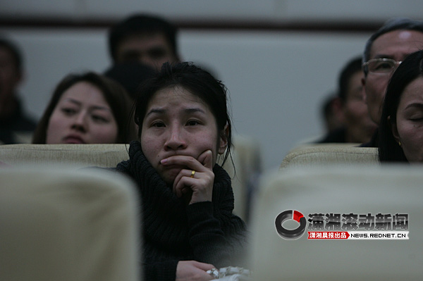 郴州头号涉黑案开庭 150页起诉书嗓子都读哑了