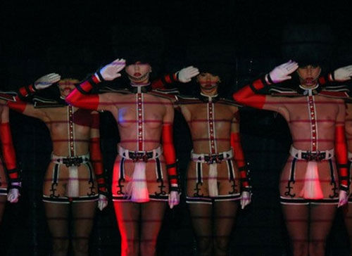 逛世界上最美的<em>裸体</em>表演夜总会