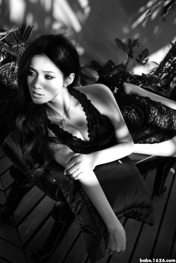 [视频]crystal王熙然凸显浴缸诱惑