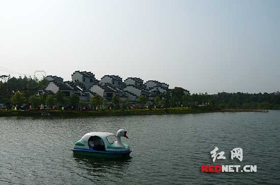 湖南宁乡建徽式养猪文化园 长沙探路城乡一体