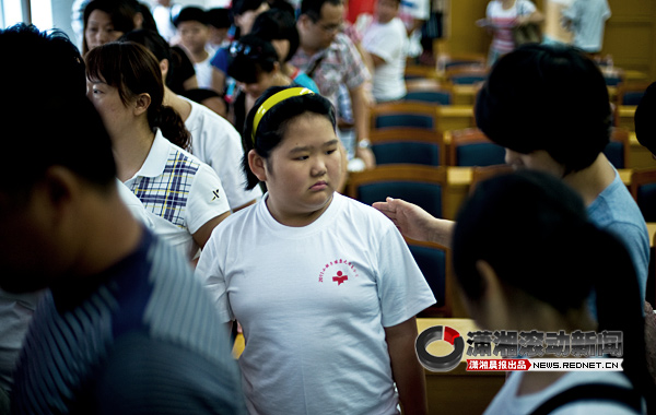 2011年小胖子夏令营开营最胖男孩14岁220斤