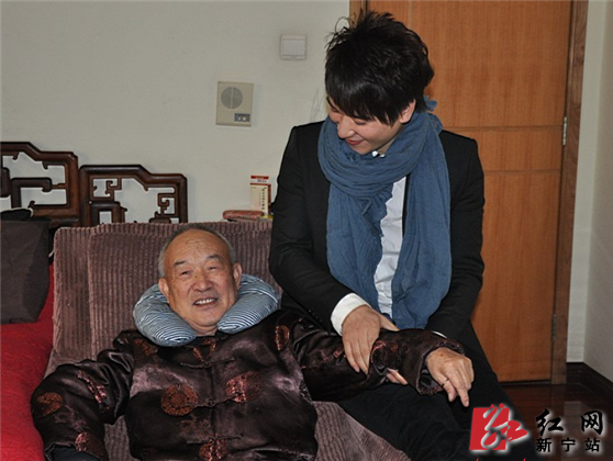 崀山明玉功夫新星 访《<em>杨门女将</em>》<em>杨文广</em>饰演