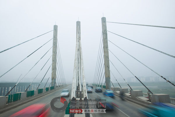 长沙三一大道浏阳河大桥爆破 谢谢你,再见[视]