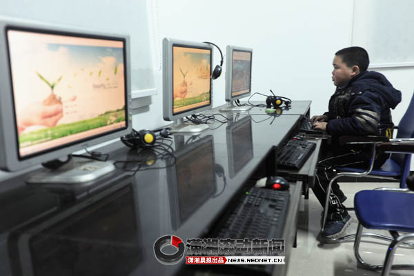 长沙绿色网吧建成360家 小孩不爱光顾[图]