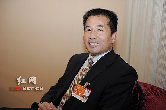 【两会专访】陈红日:尽快理顺武陵源景区管理体制