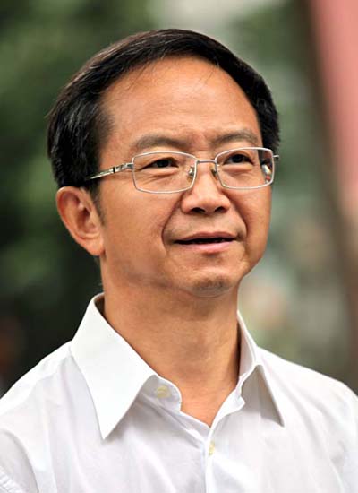 湖南省委常委、省紀(jì)委書記黃建國(guó)。