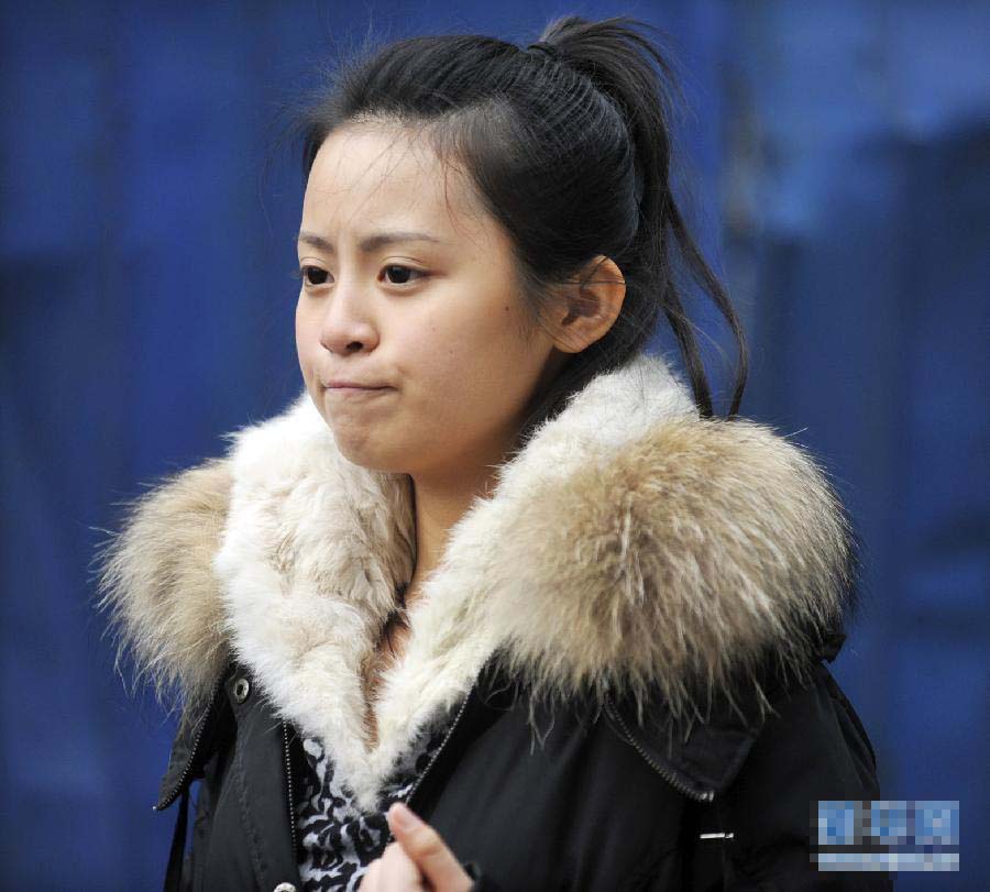 北京电影学院考试初日美女考生表情