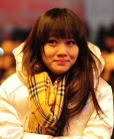 赵本山最美女徒弟家居私照曝光 揭二人亲密合