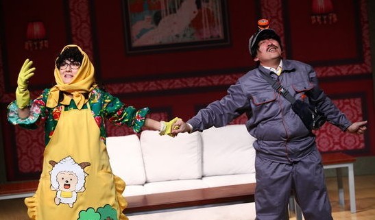 宋丹丹力挺非专业话剧主演谢娜 微博大赞是