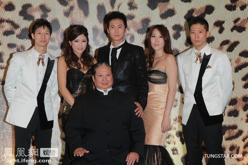 洪天明周家蔚再办婚宴