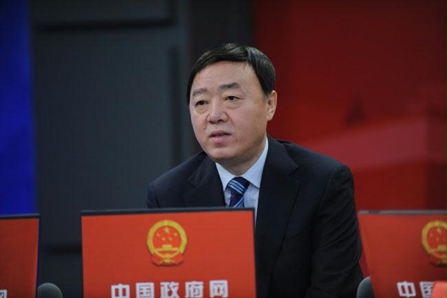 国家税务总局局长肖捷到中国政府网与网友在线