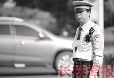 株洲首批执法记录仪投入使用 交通执法全程录