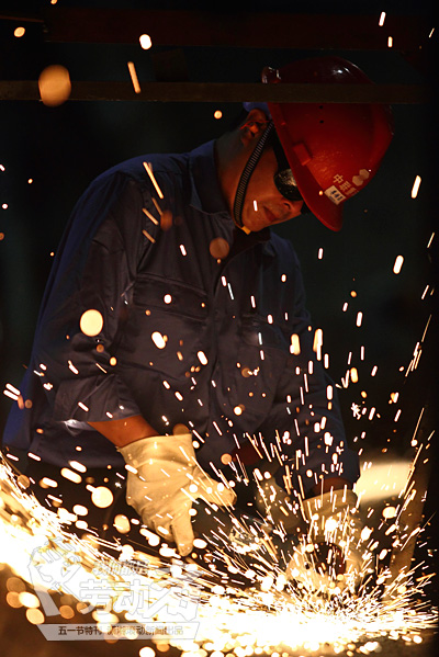 一天没听到机器声还不舒服