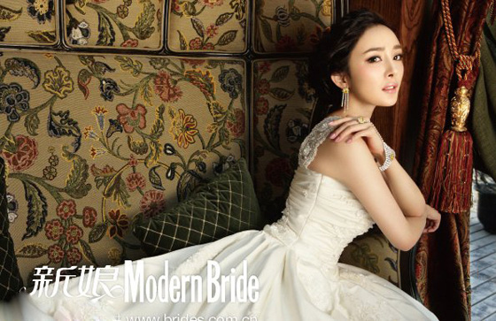 杨幂欧式复古婚纱写真 气质动人显典雅高贵(图)