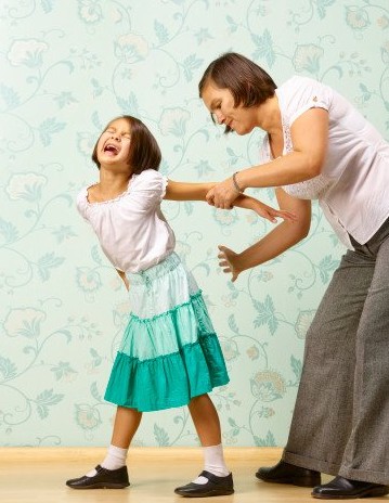 <em>打</em>孩子<em>屁股</em>会影响他的性功能(组图)_教育频道