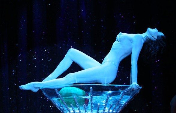 Burlesque: Strip Strip Hooray图片