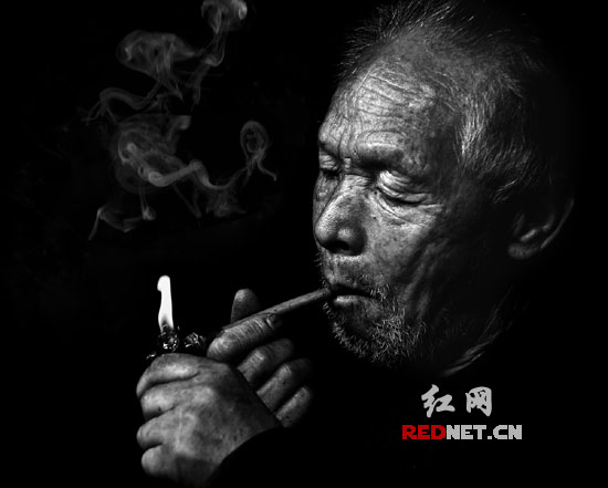 谷桂生三幅摄影作品入选香港第42届国际摄影