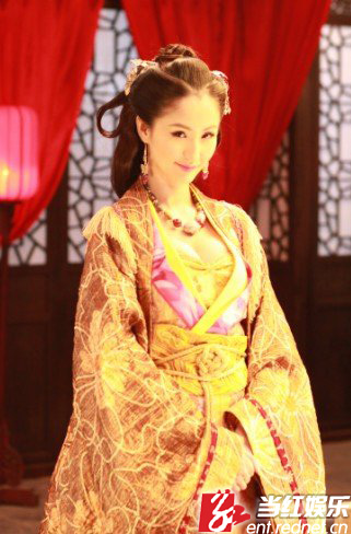 影视歌三栖明星蓝燕发行最新单曲《拉拉》