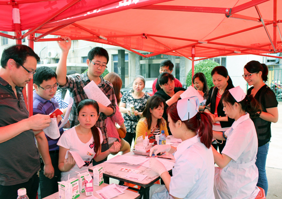 岳阳县无偿献血活动落下帷幕 352人参加献血(