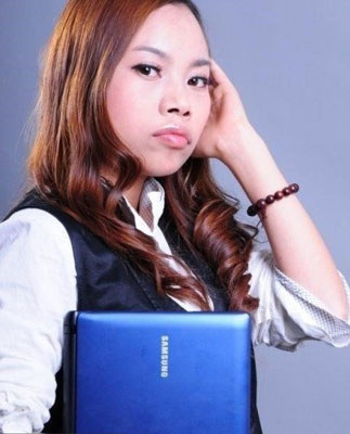 凤姐当<em>洗脚妹</em>网友赞称将赚钱买房养男人(组图