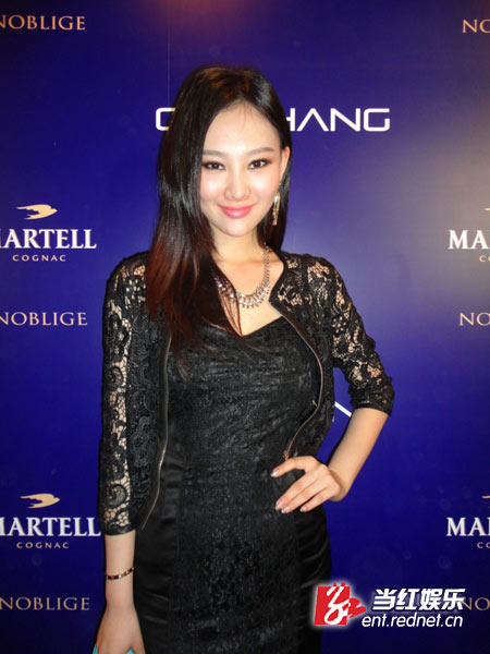 胡兵李昕岳助阵时装秀 名模齐聚谁是时尚王