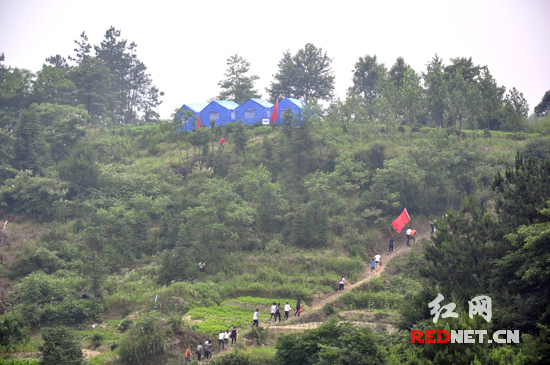 湖南在临湘市大塘水库举行山洪防御演练。